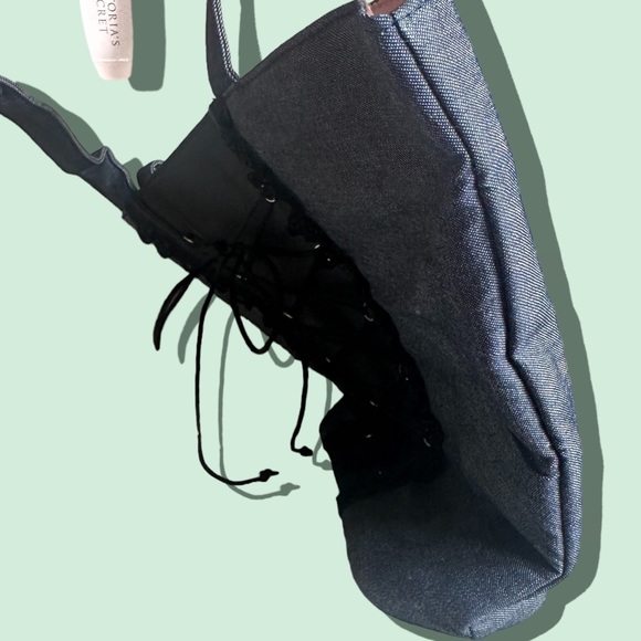 NWT Victoria’s Secret Denim Black Lace Corset Pink Silk Lined Tote Bag - Picture 9 of 10